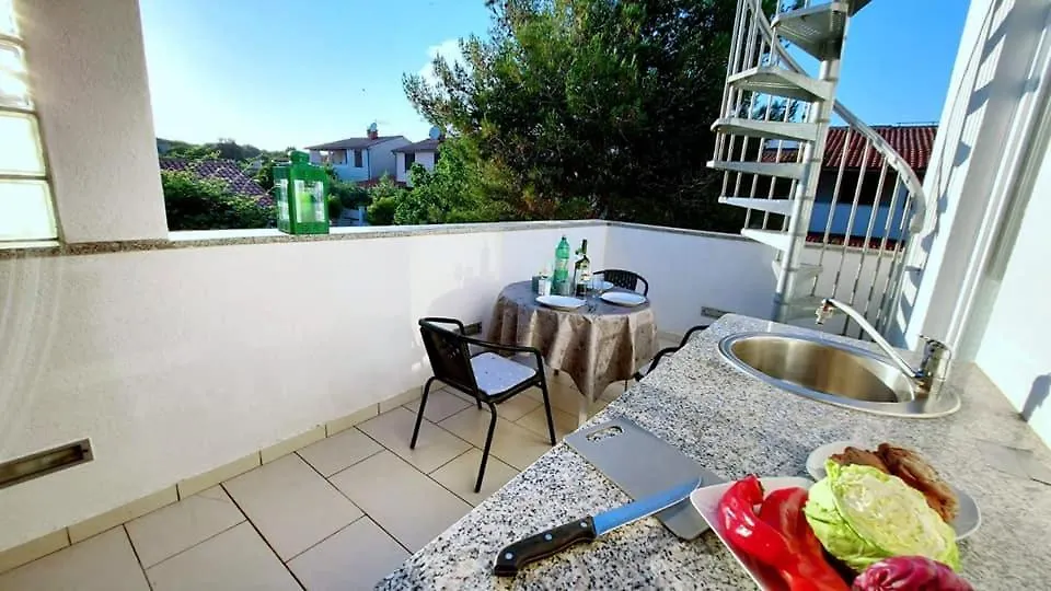 Apartment Betty Barbariga 0*,