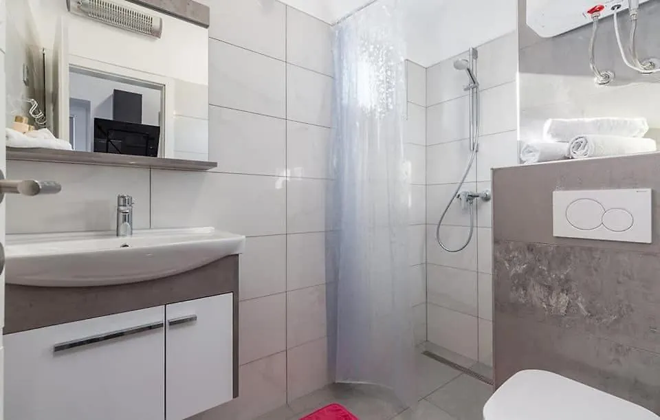 Apartment Betty Barbariga Croatia